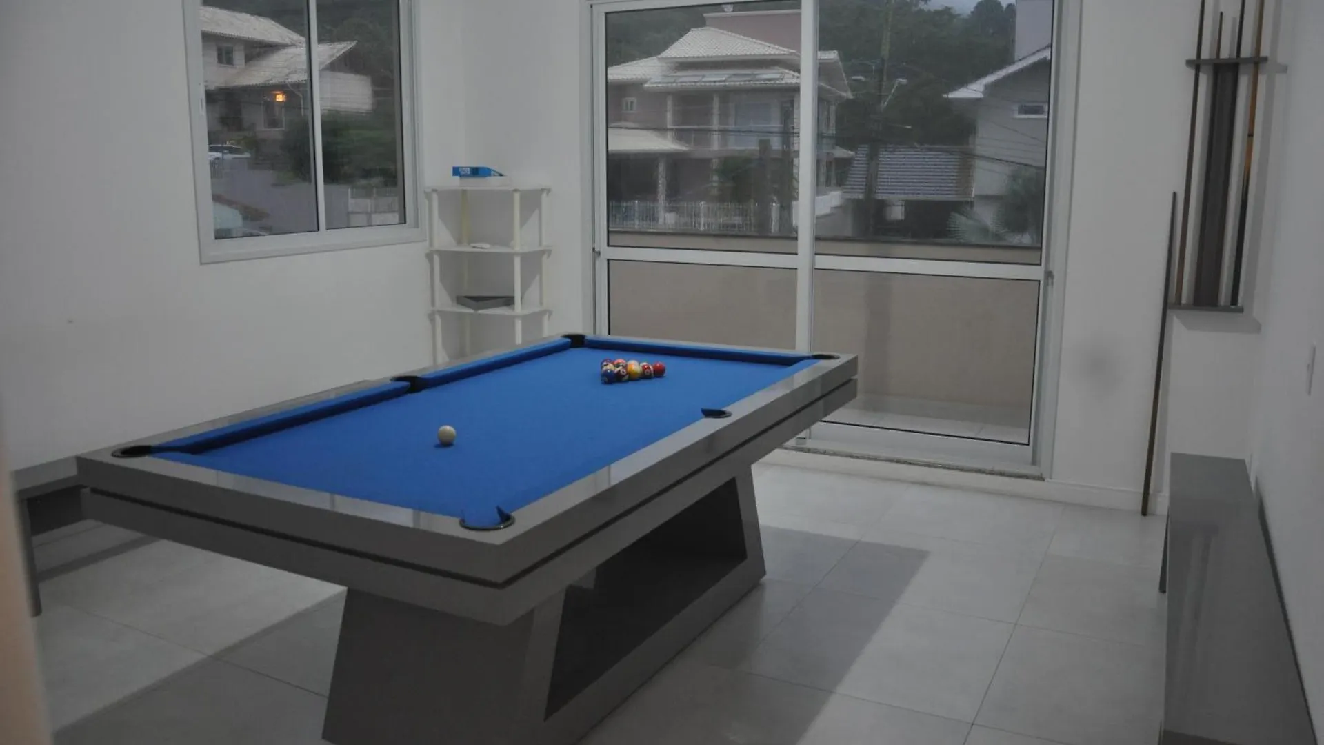 Casa C/ Spa E Mesa De Sinuca 240 M2 Florianópolis Brasil